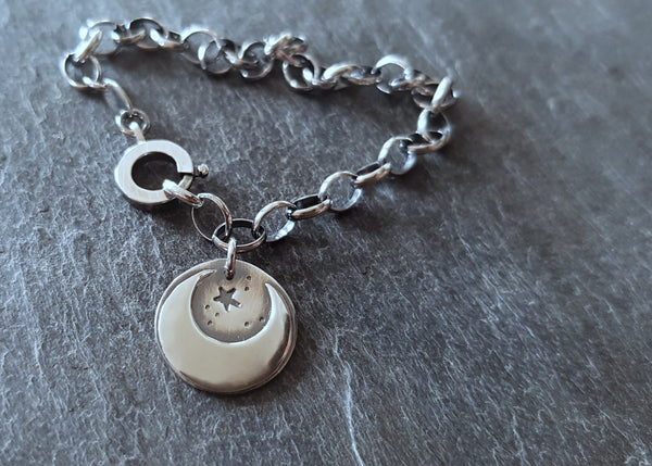 Tokyn Bracelet - with one Tokyn Charm of your choice - (20 to choose from)