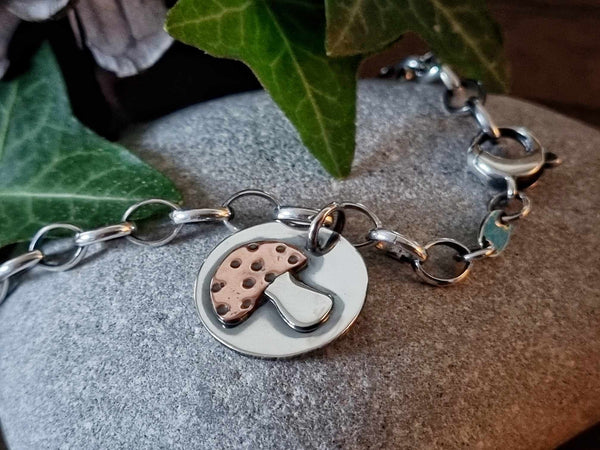 Tokyn Bracelet - with one Tokyn Charm of your choice - (20 to choose from)