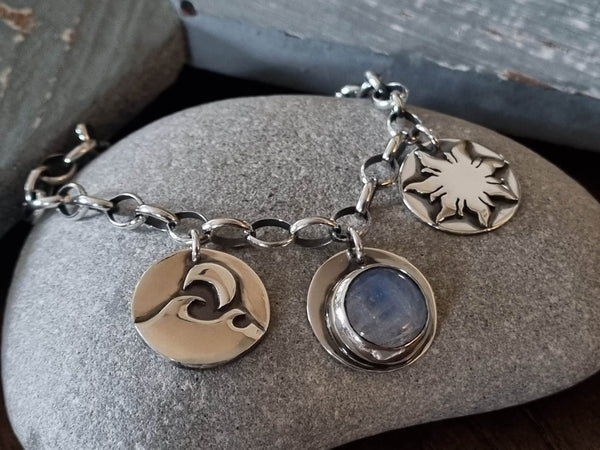 Sun & Sea Tokyn Bracelet - **SINGLE Tokyn on chain bracelet**