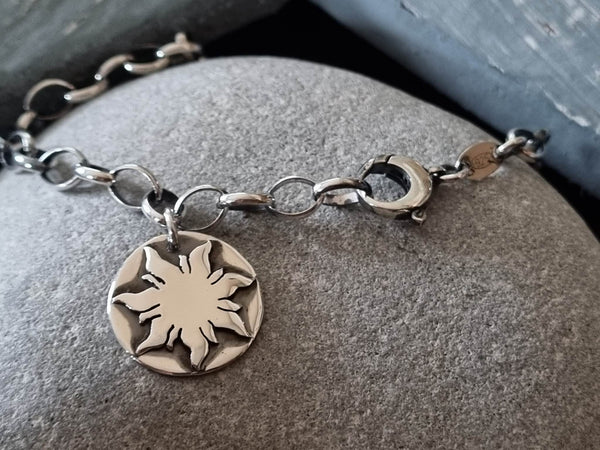 Sun & Sea Tokyn Bracelet - **SINGLE Tokyn on chain bracelet**