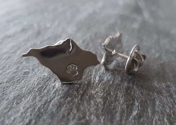 Isle of Wight Lapel Pin/Brooch/Tie Tack With Paw Print
