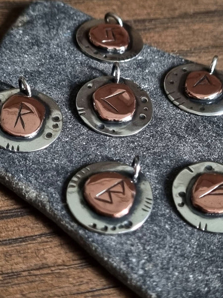 Single Rune Tokyn For Bracelet