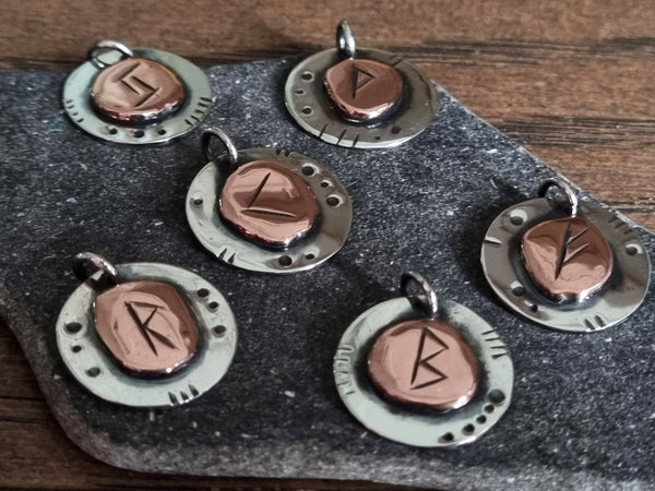 Single Rune Tokyn For Bracelet