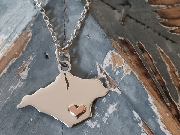 Isle of Wight Pendant with Copper Heart