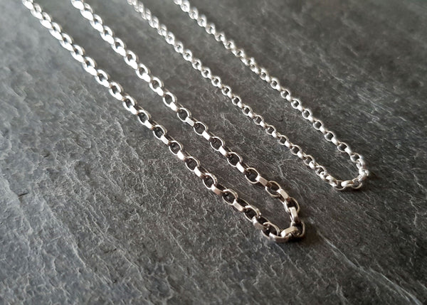 Iceni Plain Sterling Silver Chains (two types)