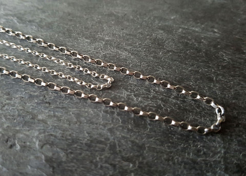 Iceni Plain Sterling Silver Chains (two types)